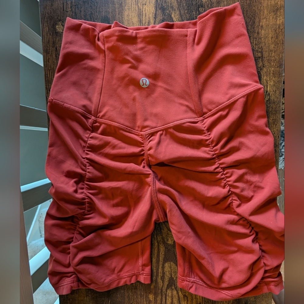 Lululemon Cinched Biker Shorts size 4